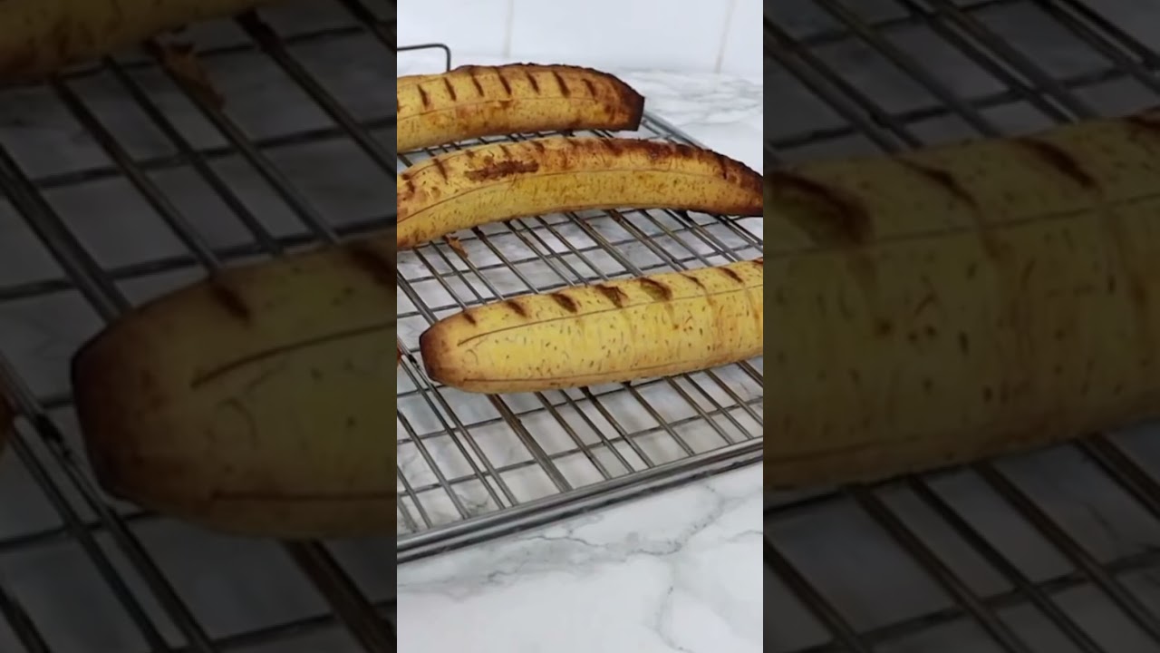 Perfect Oven-Roasted Plantains. Once you try this healthy 1-ingredient recipe, you&rsquo;ll love it 4ever!