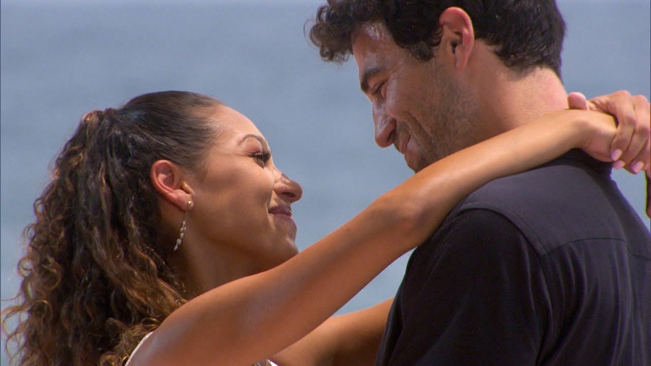 'Grocery Store' Joe and Serena Pitt Are Engaged - Bachelor in Paradise