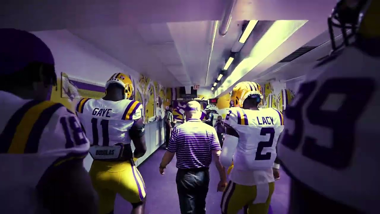 LSU Football 2022 Runout of Tiger Stadium