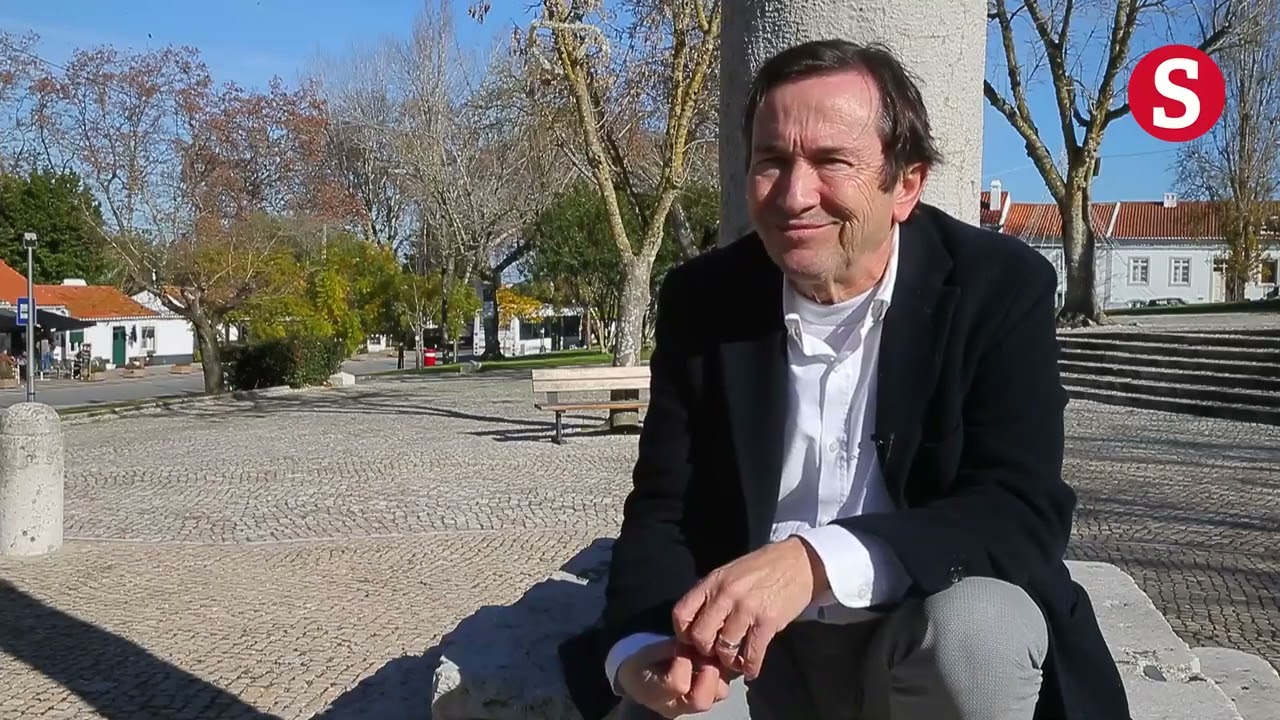 Adriano Luz: “Não conheci o meu pai. O teatro e a ficção funcionam como terapia”