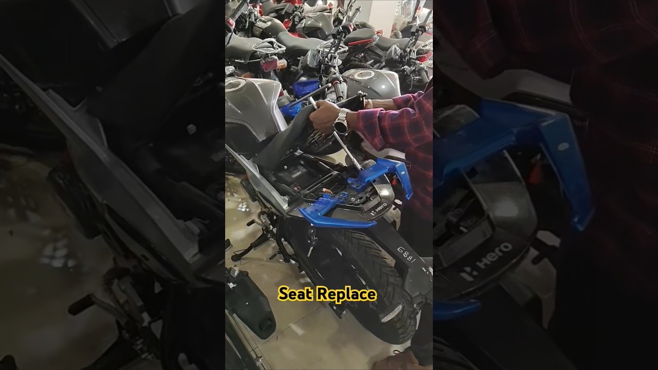xtreme 125r seat replace #xtreme125r #shorts #bike #rider @HeroMotoCorp