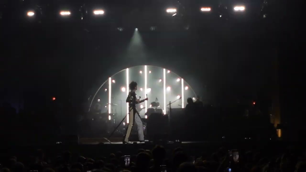 sombr - canal street (Live in Madrid - Feb 2026)