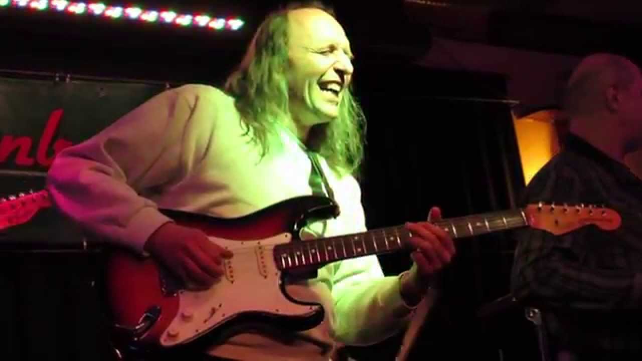 Harald's Blues (Am) (Rickenbacker's Berlin Blues Session)