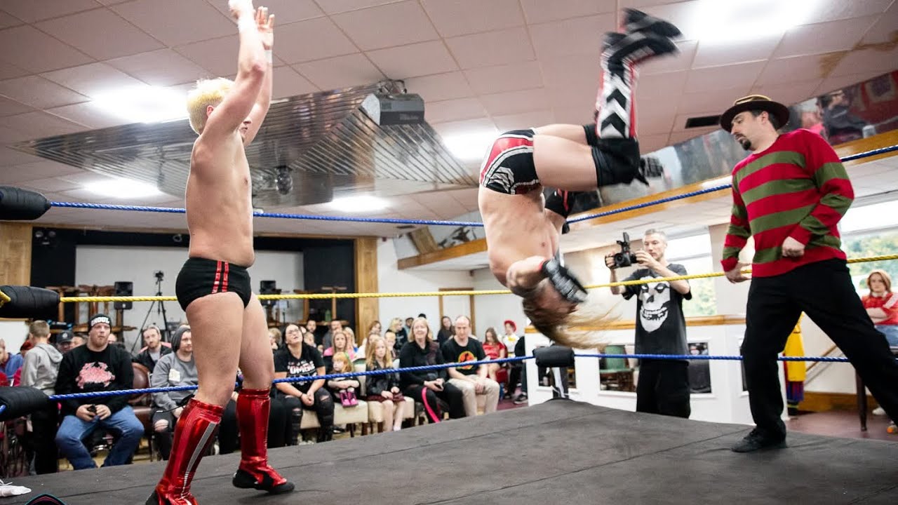 Jay Vertigo vs Ian Skinner 🛸👽 Axl the Klown Spooky Season Special 🤡 