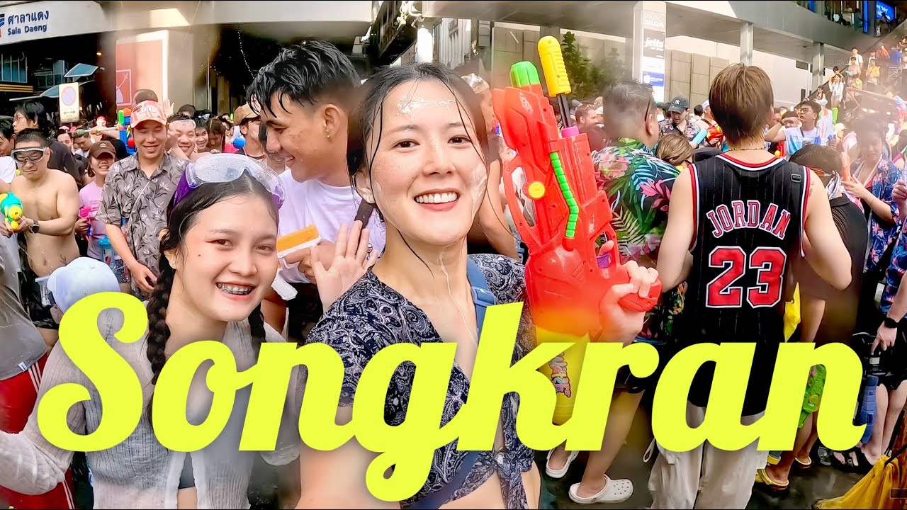 Korean Experience Songkran for the FIRST TIME in Bangkok 🇹🇭