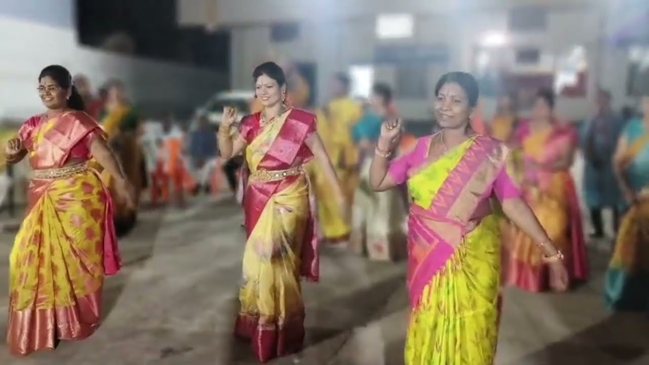 ధనుర్మాసం రేపల్లె గోపాలుడు వేడుకలలో మేము చేసిన మాల గుచ్చనే  డాన్స్