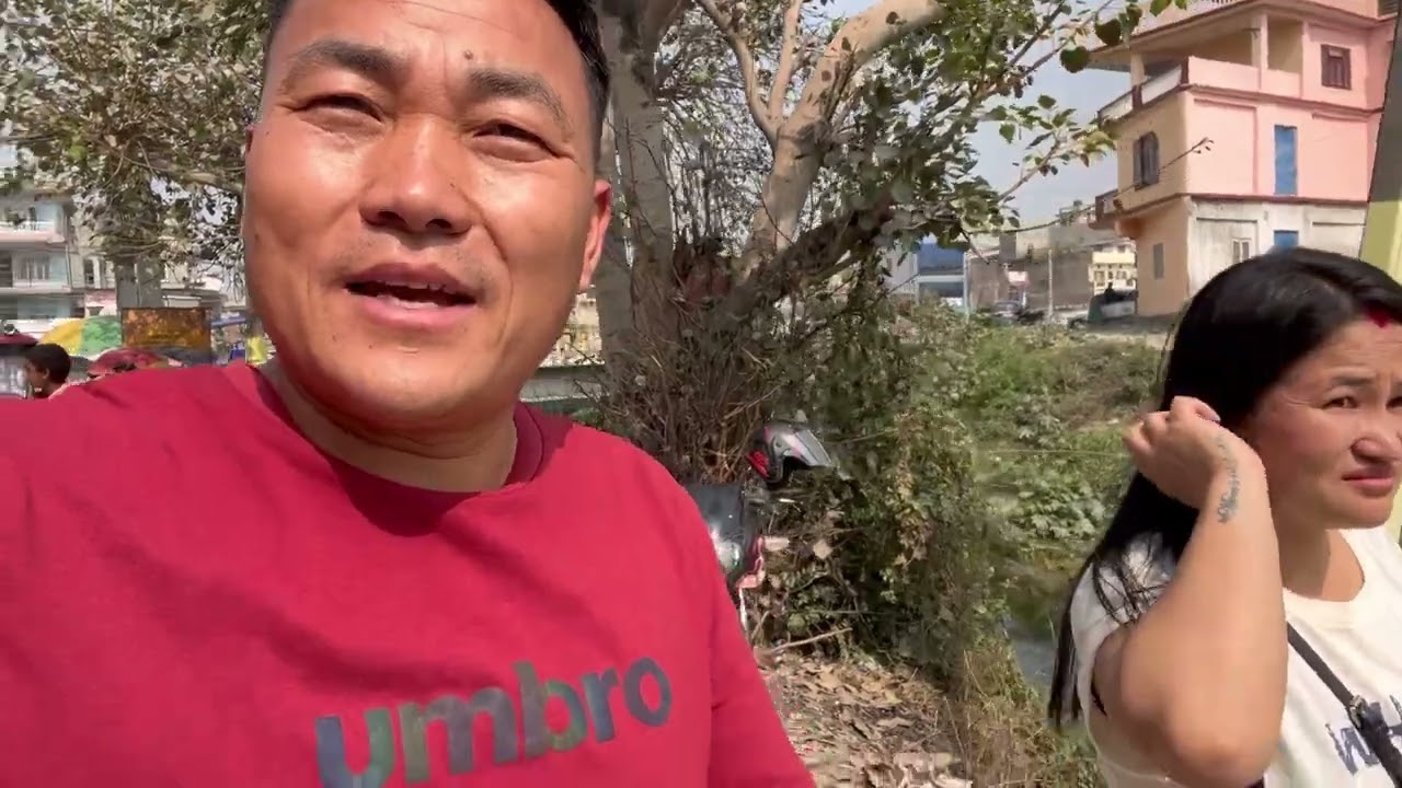 @Shoping ko lagi budi sanga itahari ko haat bazar pahilo palta gako 