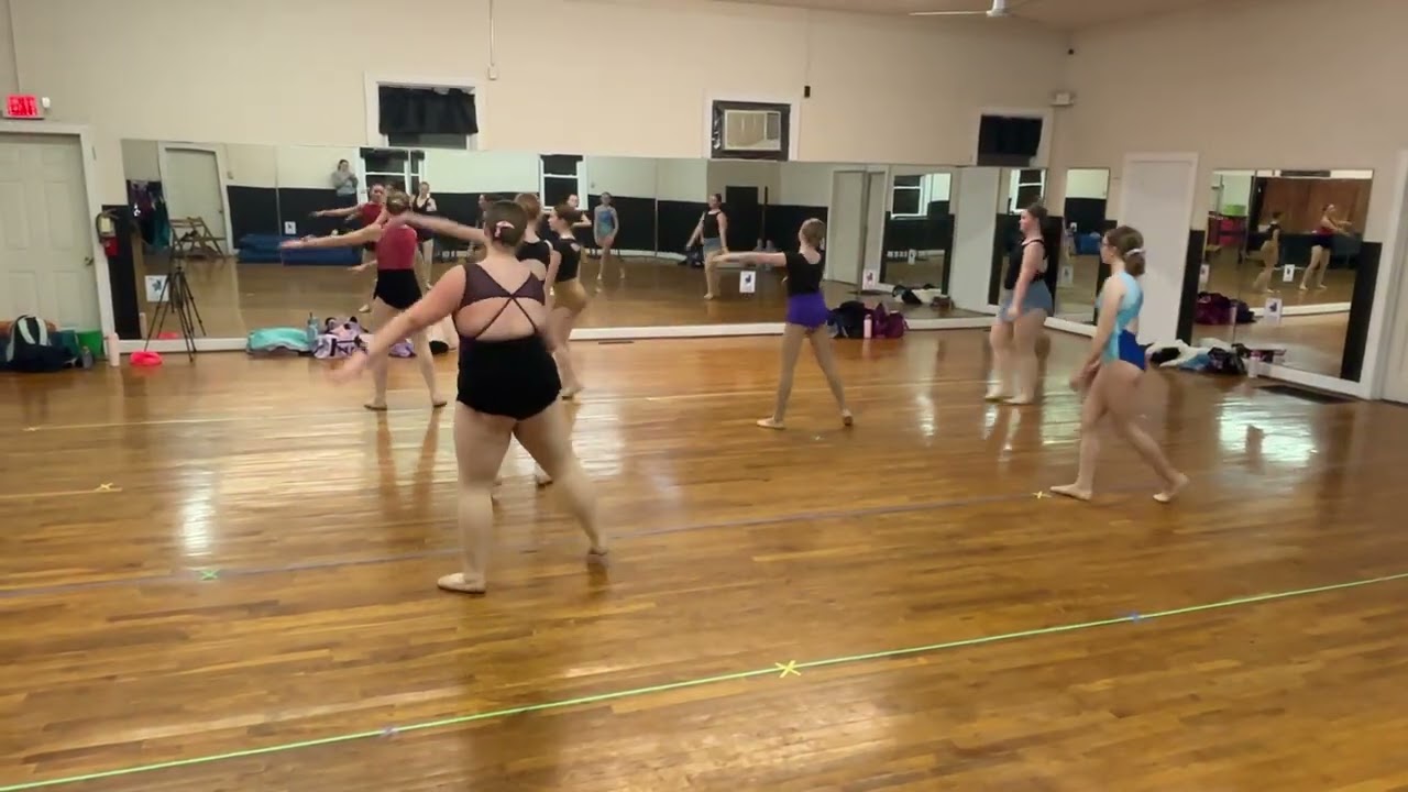 T/Th Ballet 3/4 Lyrical Run Through 2/5