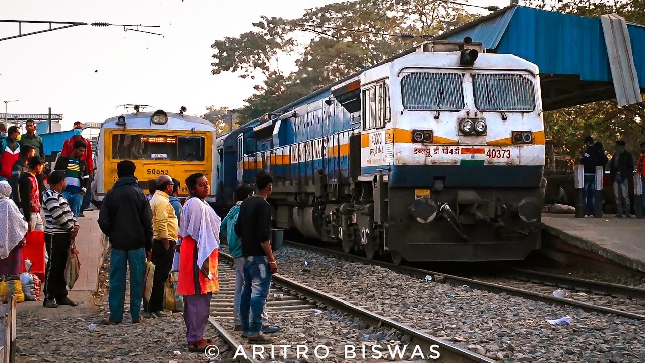 Buzzing EMD overtaking a EMU local train || Triple train crossing || Eastern Railway