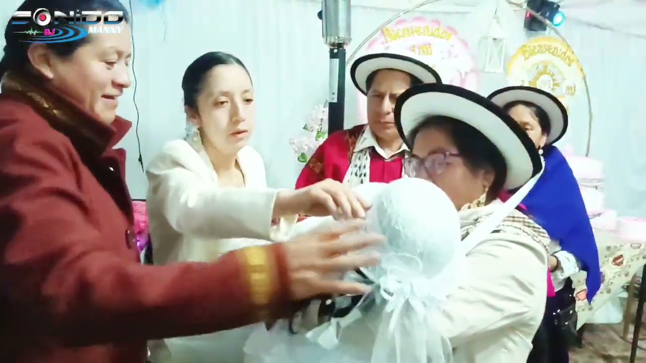 Bautizó y confirmada la familia Chimborazo en charcay🇪🇨🎤✔️🕺💃