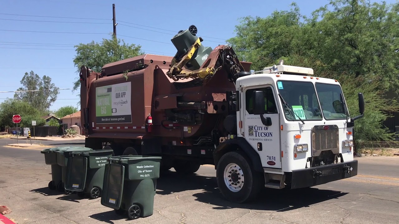 City of Tucson Peterbilt 320 CNG Scorpion 7031