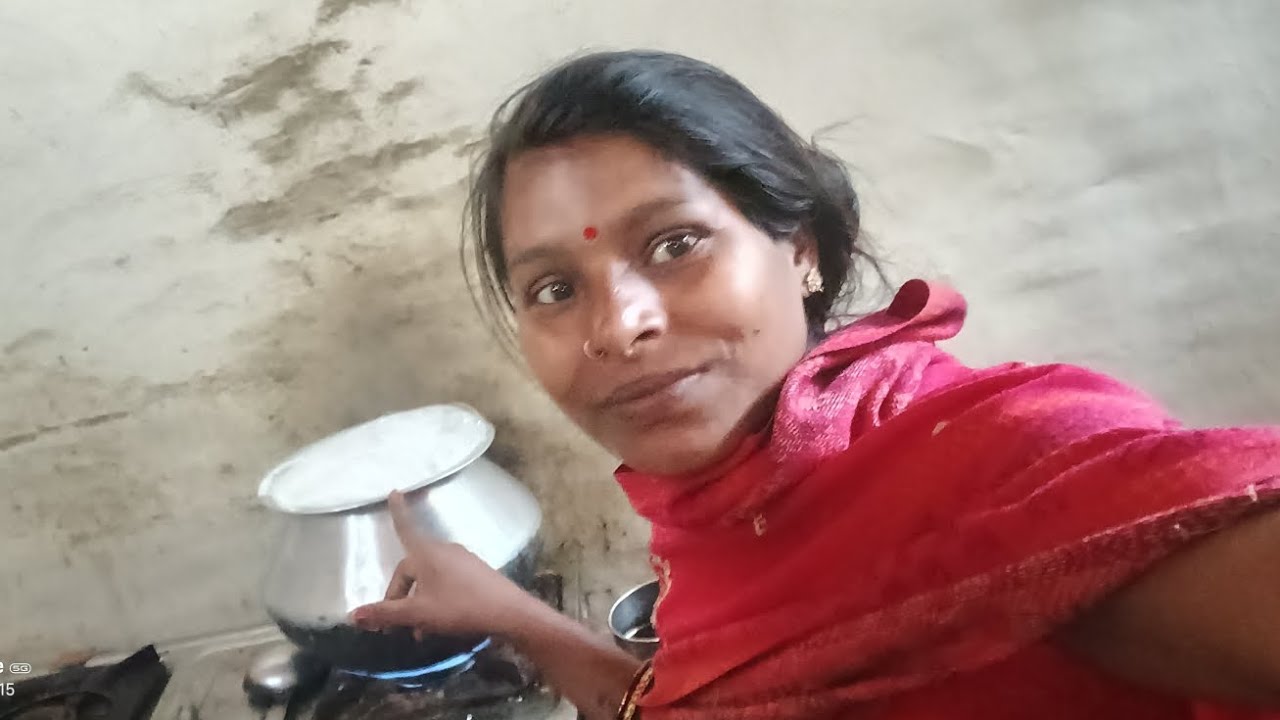 Khana banate hain aur kaise video karte hain aap log dekhiae