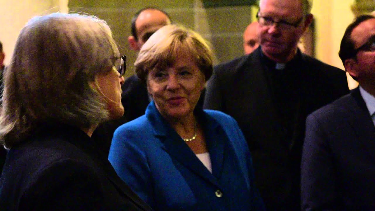 Bundeskanzlerin Angela Merkel zu Gast im Essener Dom