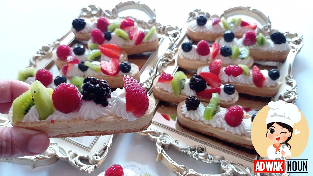 تارتوليت بالگناش مخفوقة و الشكلاطة البيضاء Tartelettes Fruits au Chocolat Blanc avec Ganache Montée