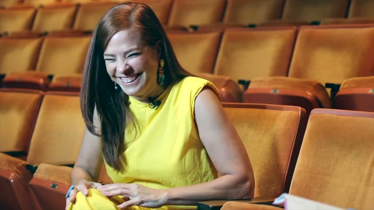 Estrena Hablemos con... Suzette Bacó no come cuentos en temas de pareja.