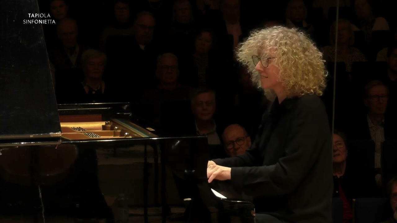 Ludwig van Beethoven: Piano Concerto No. 1 C major Op. 15