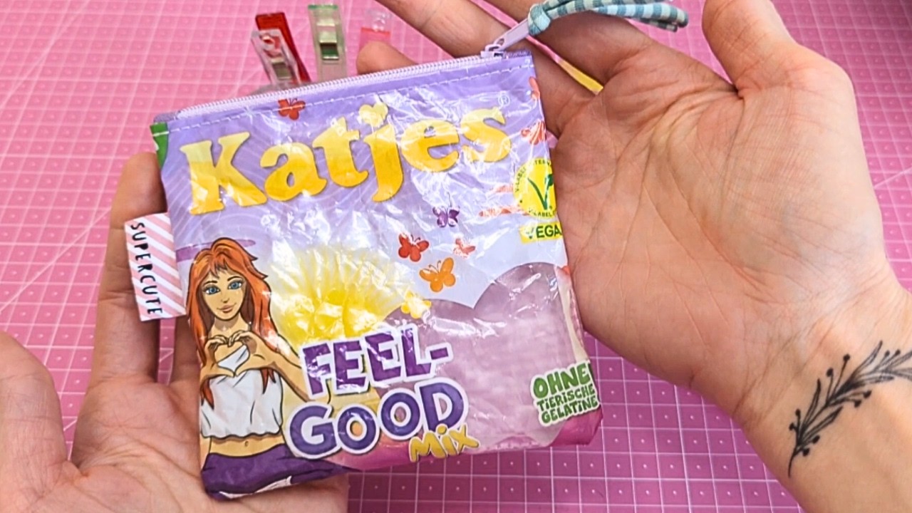 Taschen aus S&uuml;&szlig;igkeitent&uuml;ten n&auml;hen &ndash; ich habe das fr&uuml;her total geliebt 🍬
