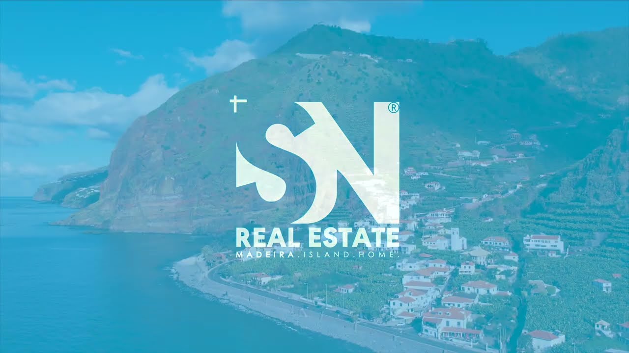 Plot with 2 houses (Seafront)