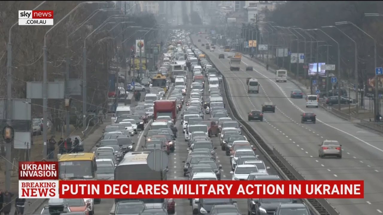 WATCH: Massive traffic chaos clogs Ukrainian capital