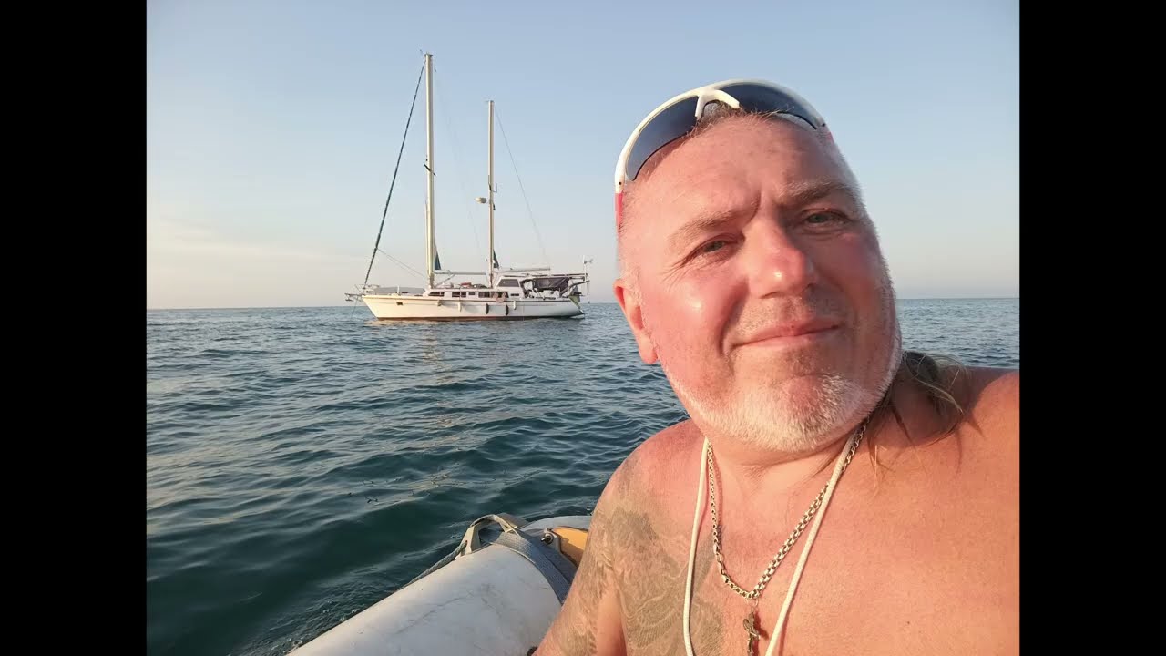 Как я объездил всю Европу в поисках идеальной лодки и нашел её там, где не ожидал.