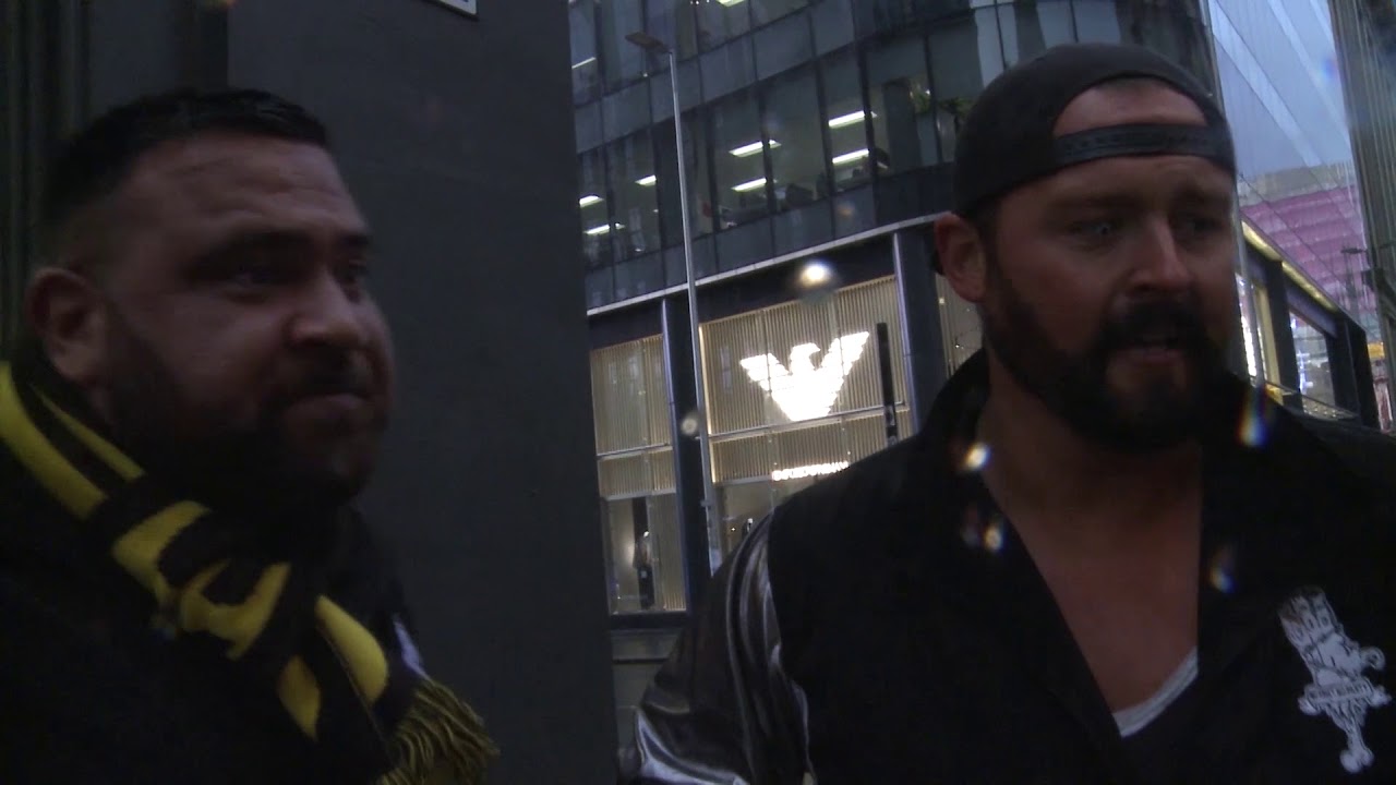 Pro Wrestlers Hitchhike