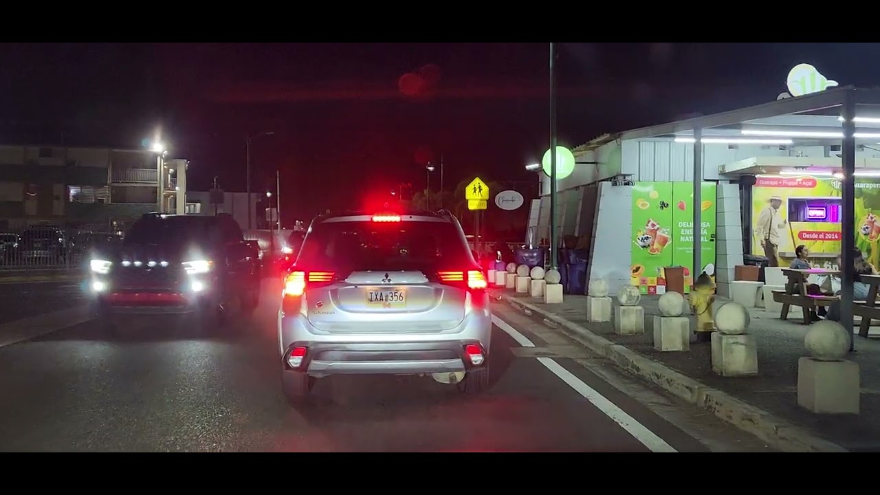 VIDEO NOCTURNO POR LAS CALLES DE AGUADILLA.