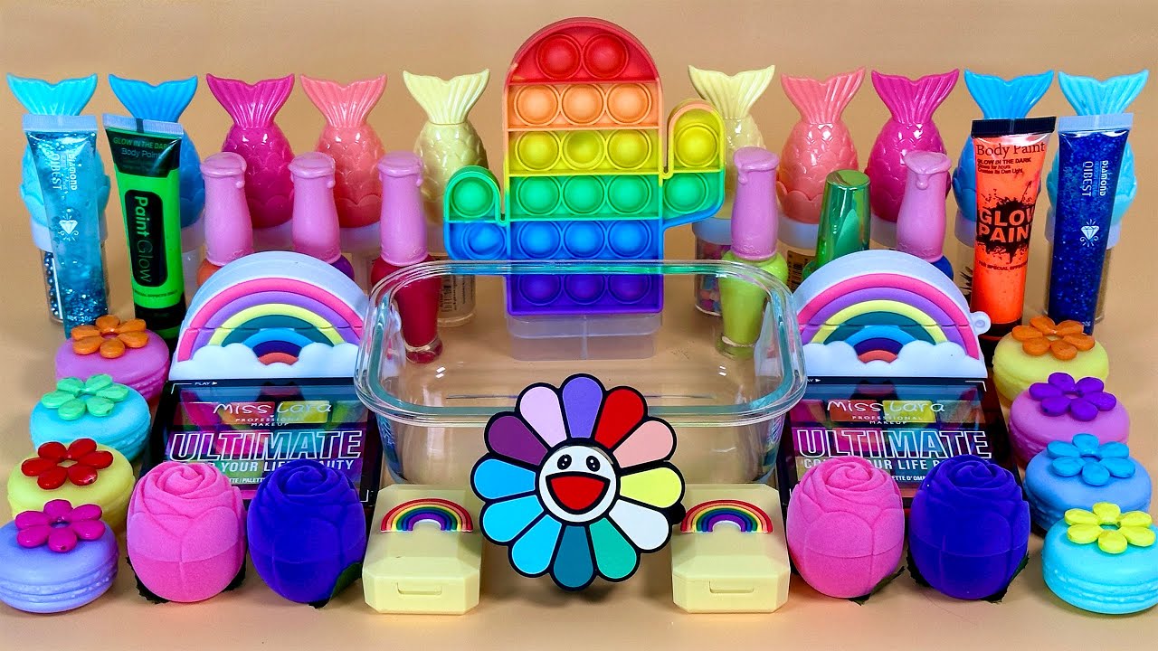 RAINBOW SLIME | Mixing Makeup, Glitter and Beads into Clear Slime. ASMR Slime.