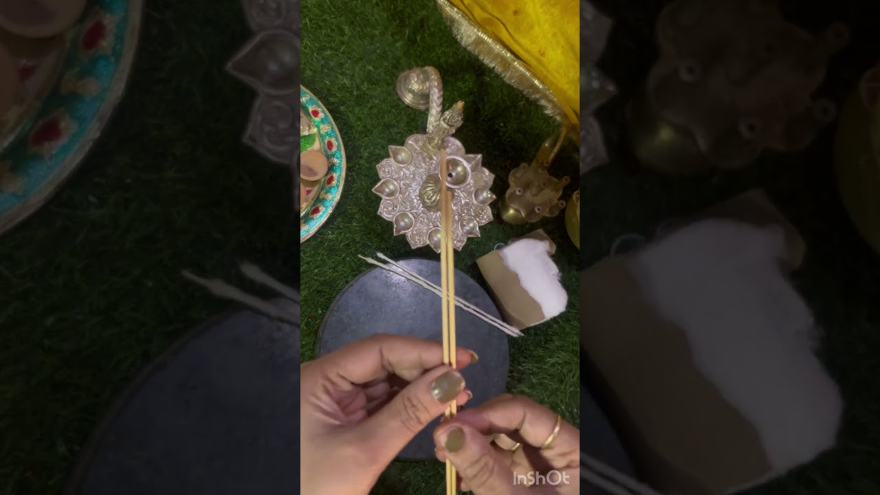 श्री बांके बिहारी मंदिर में होने वाली लंबी बत्ती आरती घर पर कैसे बनाएँ🙏