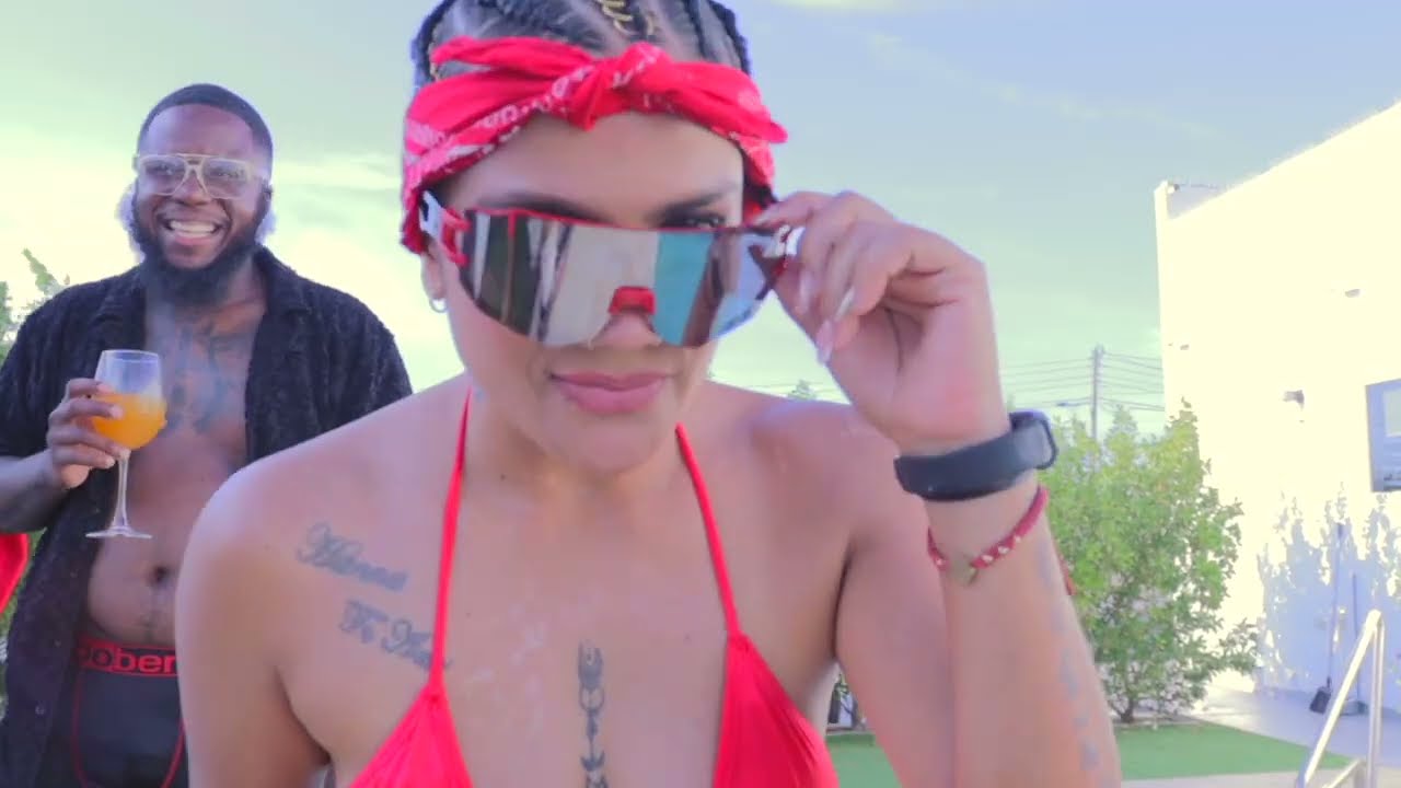 TGS - BOUNCE IT (OFFICIAL VIDEO)