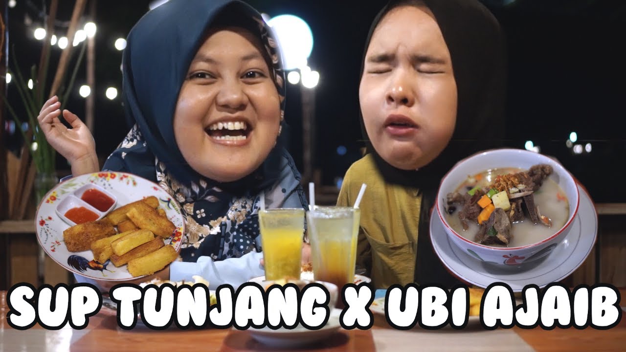 Makan Sop Tunjang Pinggiran Sungai Bawah Jembatan