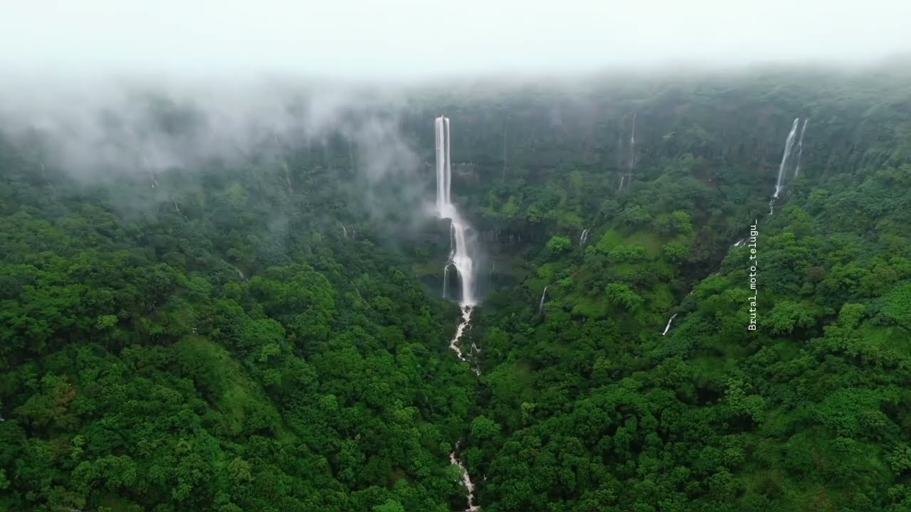 वजराई धबधबा भांबवली ( सातारा ) #9 𝐕𝐀𝐉𝐑𝐀𝐈 𝐖𝐀𝐓𝐄𝐑𝐅𝐀𝐋𝐋 𝐁𝐇𝐀𝐌𝐁𝐀𝐋𝐈 SATARA ) @Brutal_moto_telugu_