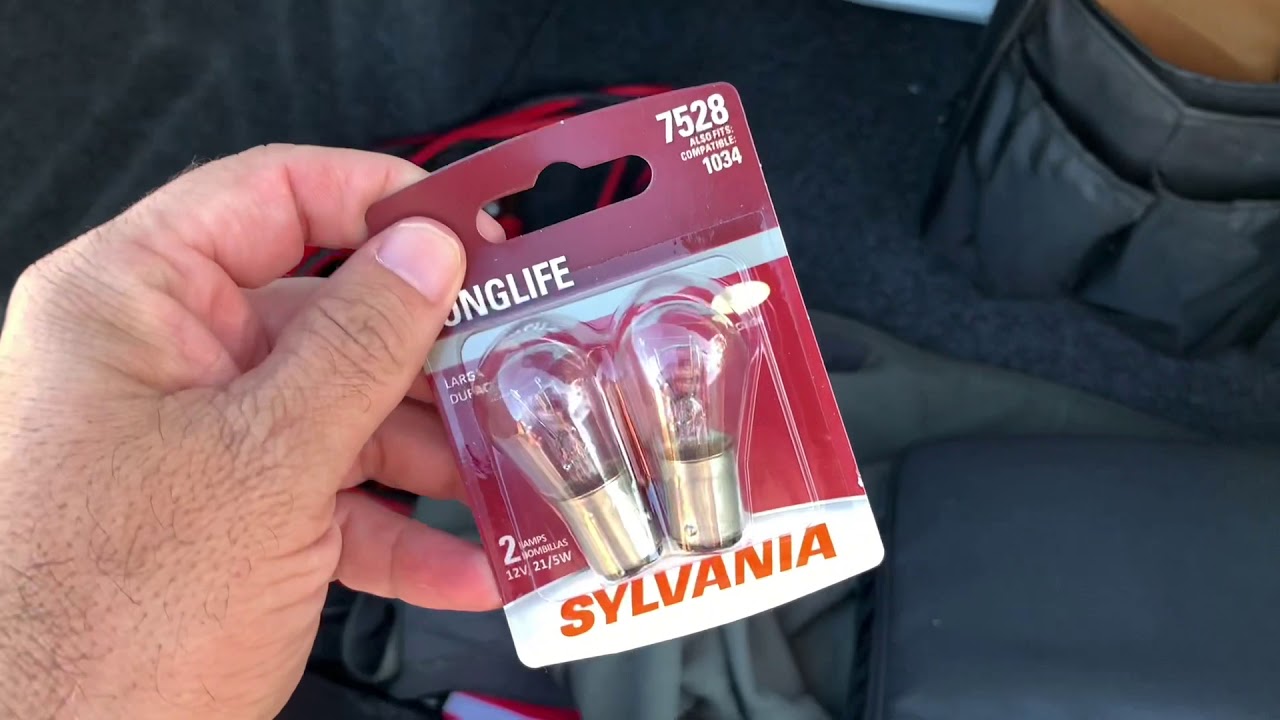 2017 VW Jetta brake light change.