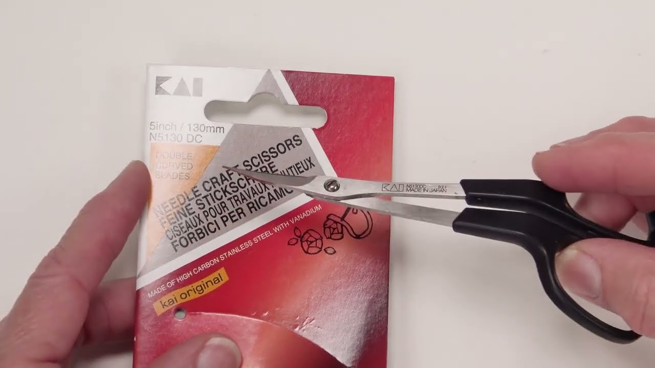 Double Curve Scissor from KAI