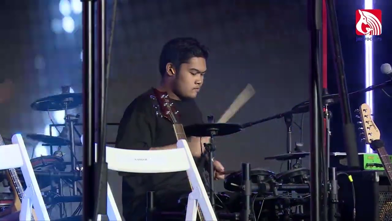 Al Nahda Branch Students Epic Drum Performance | Inspirations’26 Stage