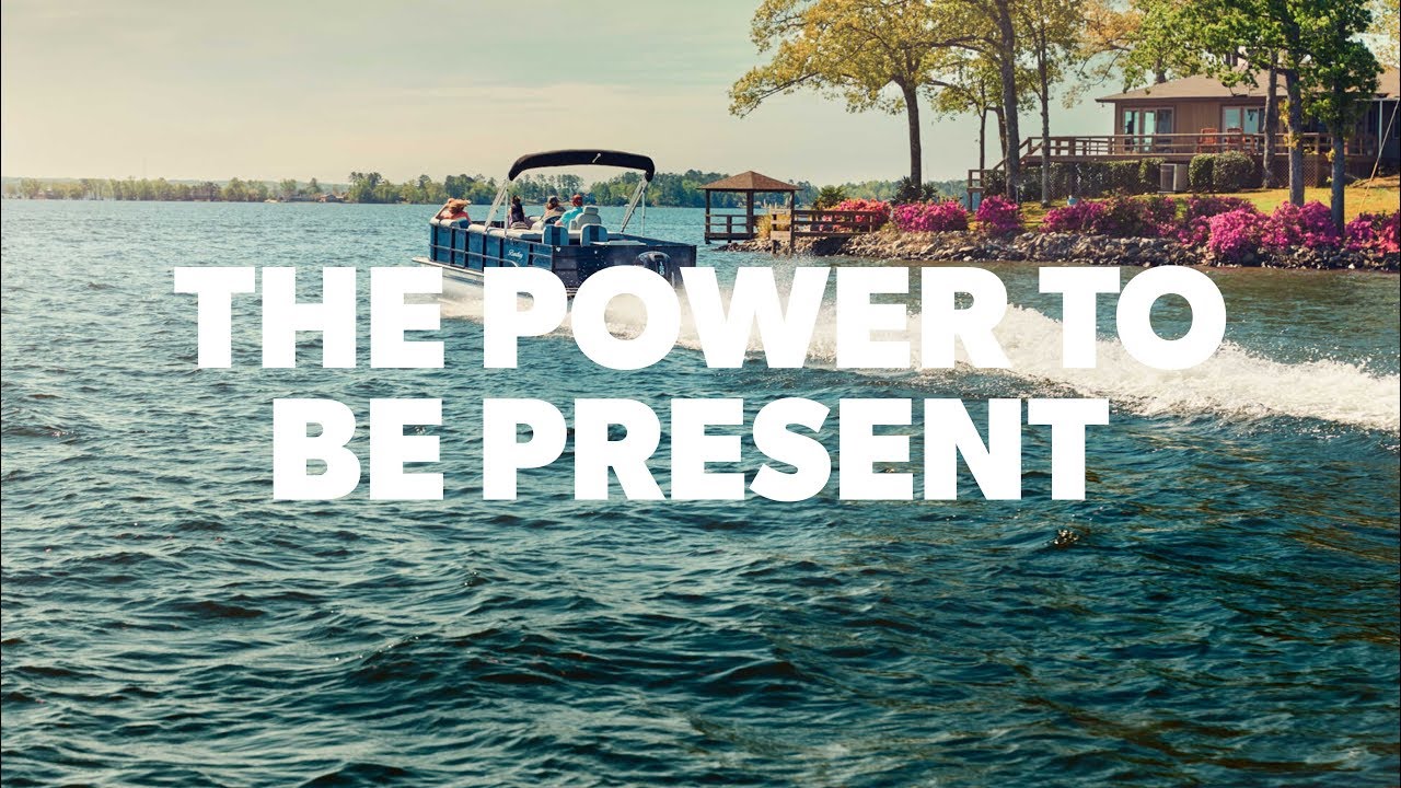 DOMETIC | CFX3 Powered Cooler - Boating on the Lake