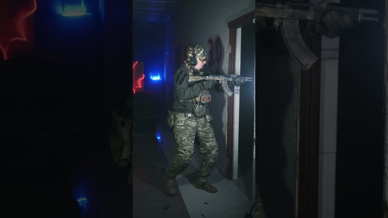 КИНО VS РЕАЛЬНАЯ ЖИЗНЬ - АВТОМАТ КАЛАШНИКОВА #милитари #оружие #gun #shorts #рек