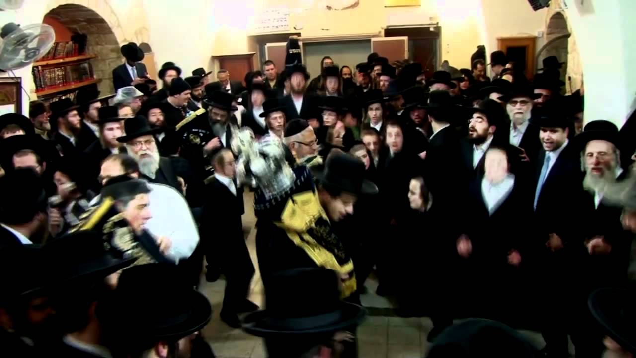 Unbelievable Hasidim Dance