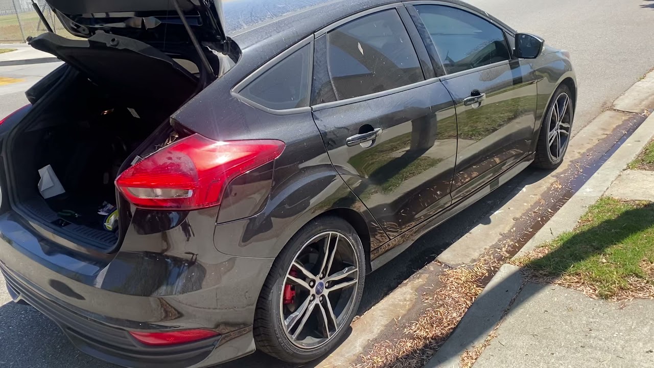 How to change the brake tail lights on a 2017 Ford Focus ST