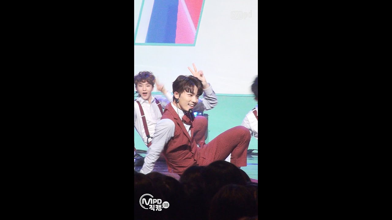 [MPD직캠] 세븐틴 디노 직캠 아주 NICE Seventeen Dino Fancam @엠카운트다운_160707