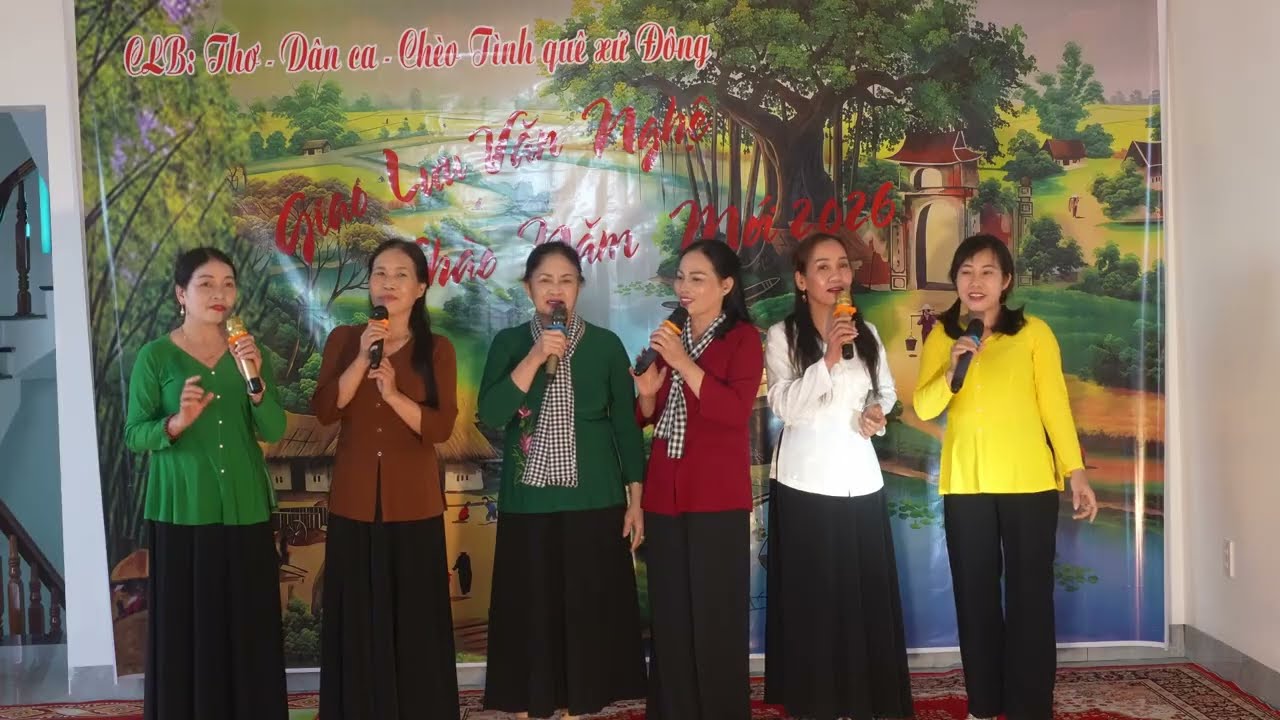 GỬI ANH MỘT KHÚC DÂN CA - Tốp nữ CLB Thơ, Dân ca và Chèo Tình quê Xứ Đông.