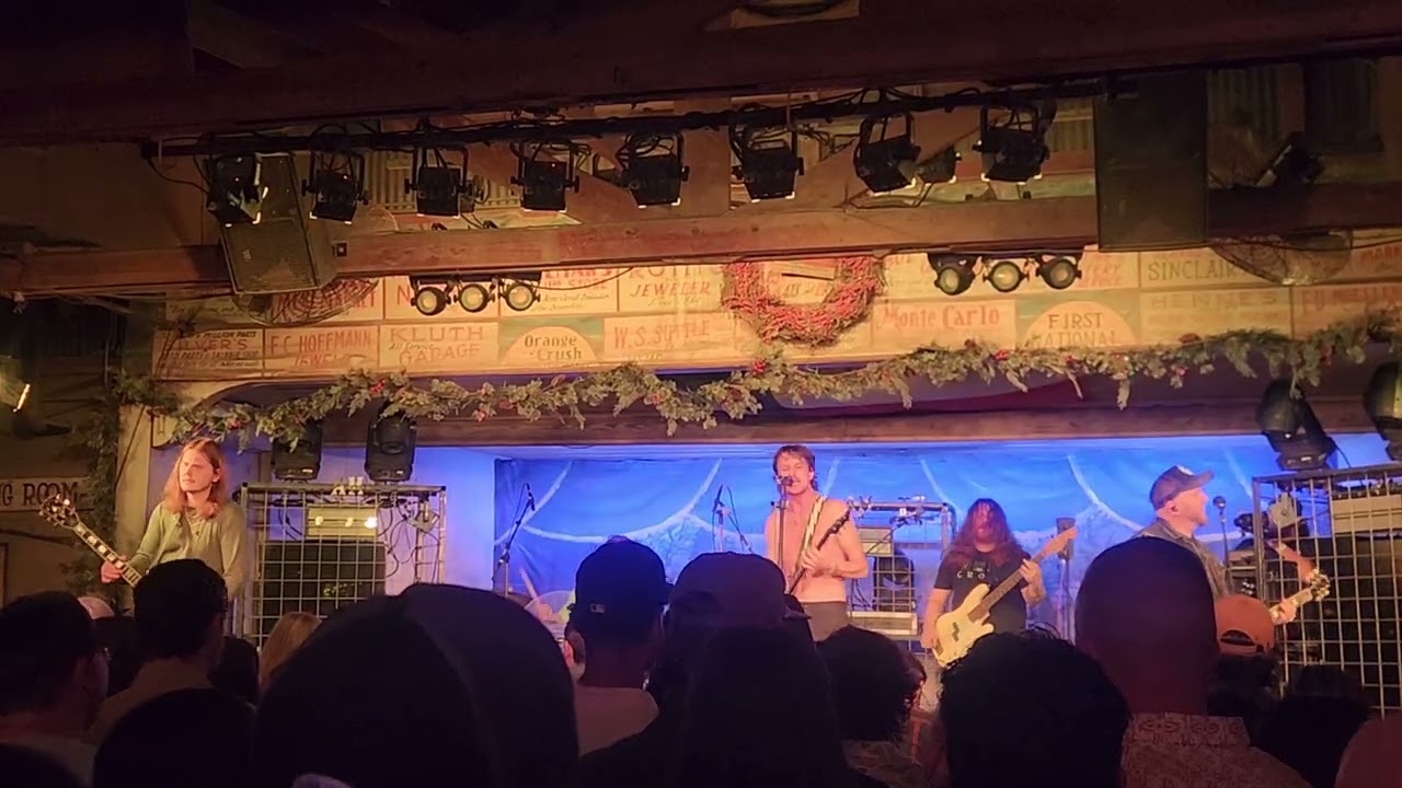 Cole Barnhill- Fake Drugs (Live)