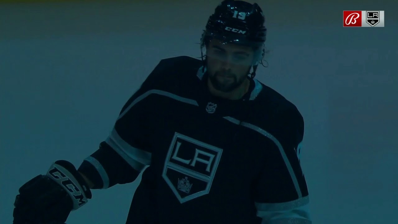 Snoop Dogg announces the LA Kings starting lineup