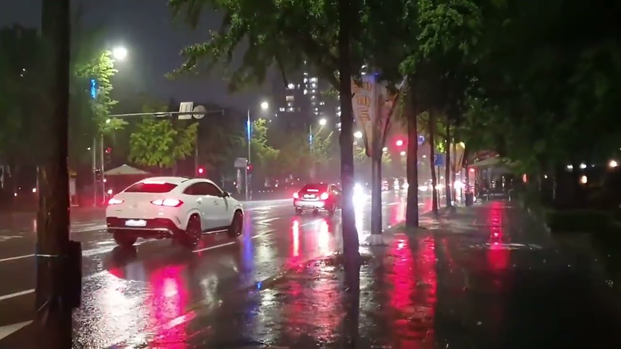 City Rain: 3 Hours of Deep Relaxation & Mind Soothing Sounds (No Music)