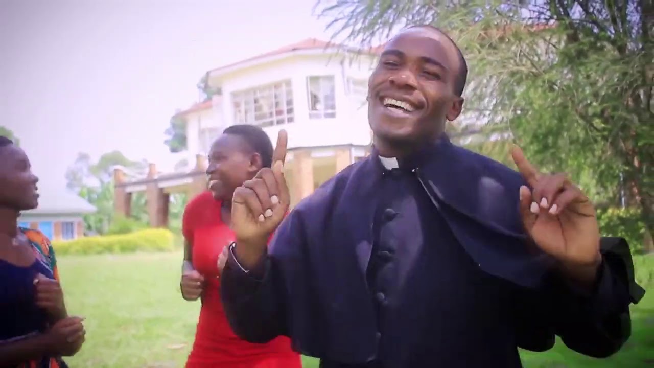 Rev.Fr. Kafeero:Yezu Ori Mukama