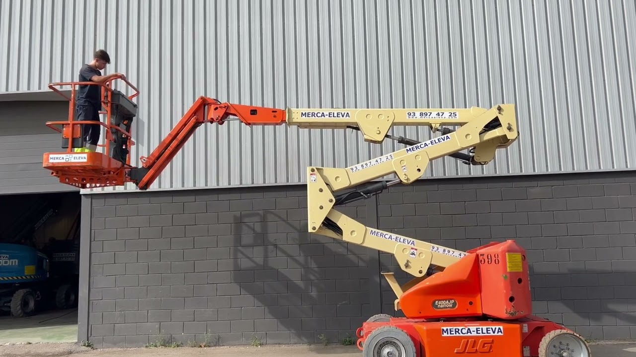Plataforma articulada el&eacute;ctrica JLG E400AJP