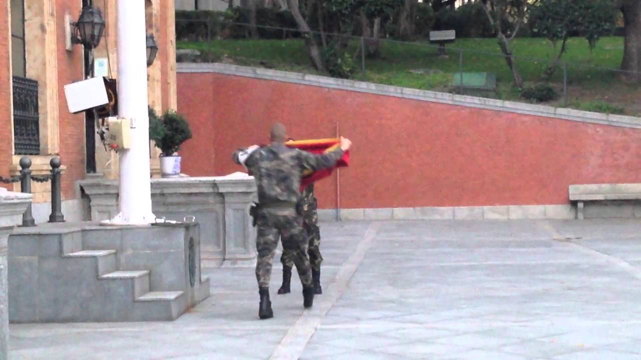 Arriado Bandera de España