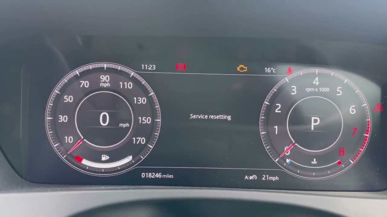 Процедура сброса сервисного обслуживания Jaguar F Pace 2021 года