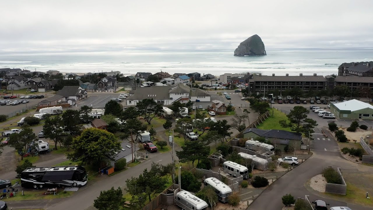 Destination Oregon: Hart's Camp in Pacific City
