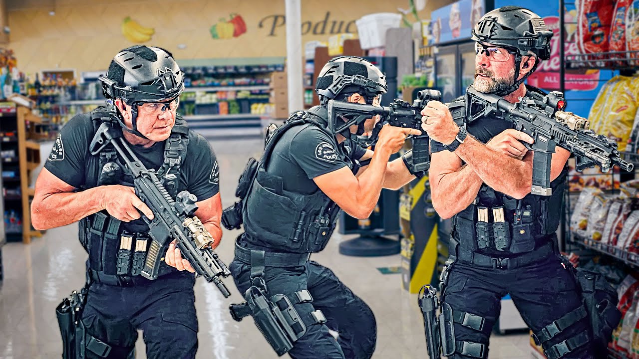 A MASSIVE Drug Cartel Take Down in a Supermarket | S.W.A.T. (Shemar Moore)