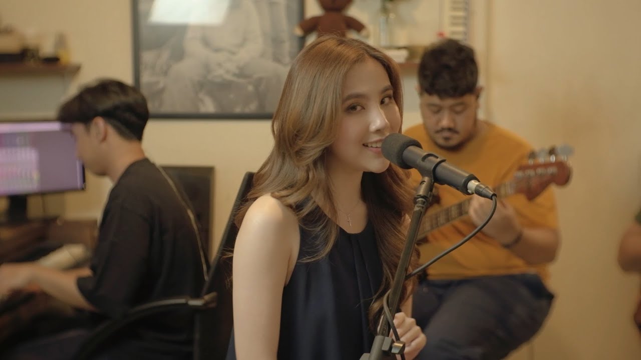 See You On Wednesday | Agatha Chelsea  - Regent's Park (Bruno Major Cover) Live Session